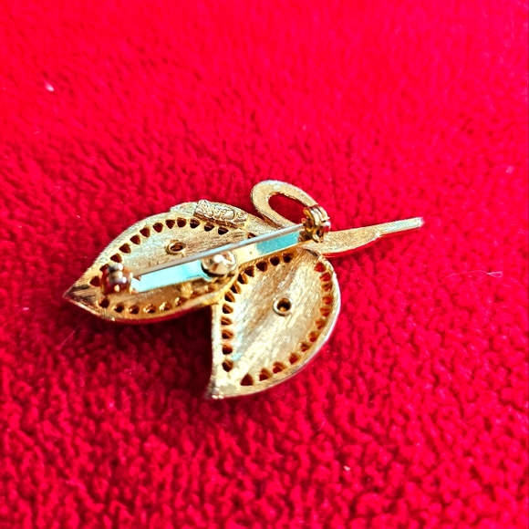 Celebrity Brooch Pink Stones - Picture 3 of 4